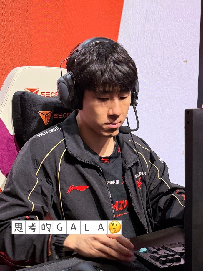 JDG分享照片回顾三月：四月继续，一起往更远的地方走